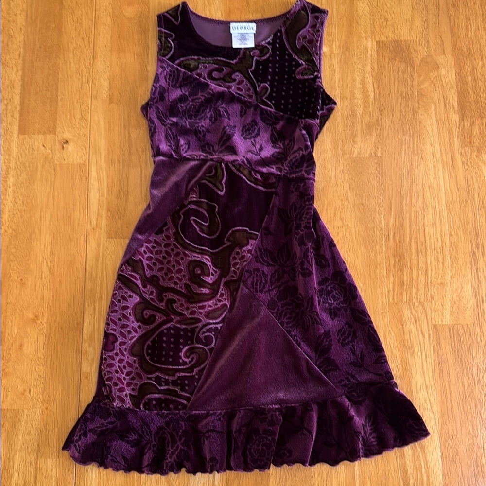 Vintage Gorgeous Purple Velveteen Dress with Floral Design Daddy Daughter Dance